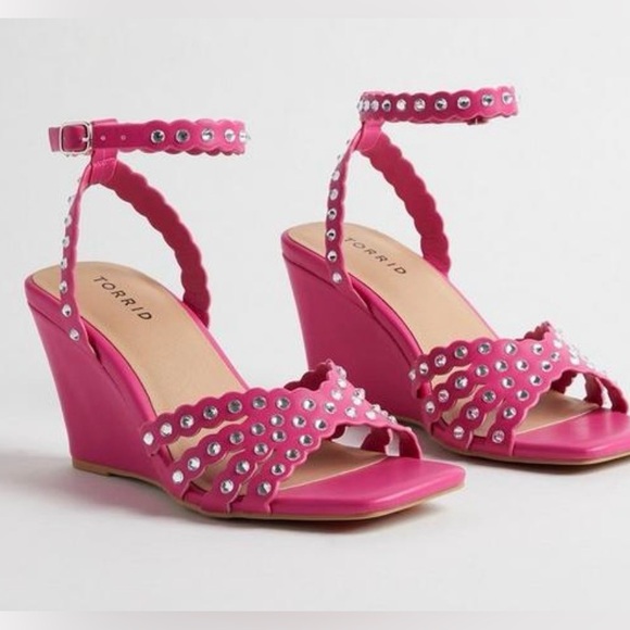 torrid Shoes - Torrid NEW: pink Wedges